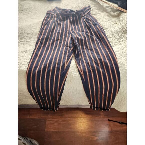 Zara Navy Striped Pants - Picture 4 of 10